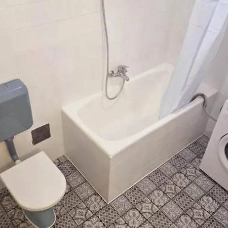 George - Two Bedroom With Park View Split