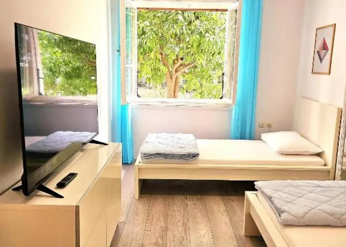 George - Two Bedroom With Park View