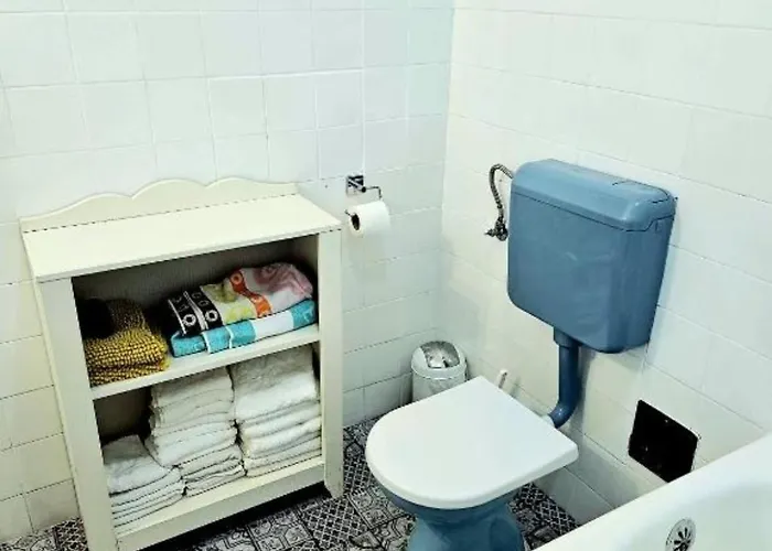 George - Two Bedroom With Park View *